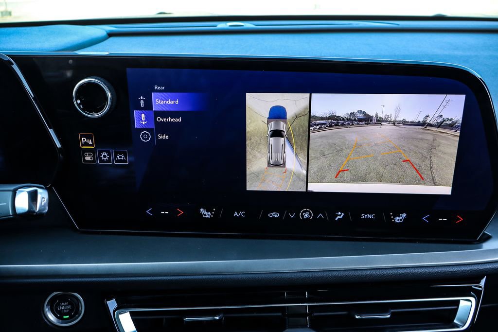 Certified 2024 Chevrolet Traverse LT image 35