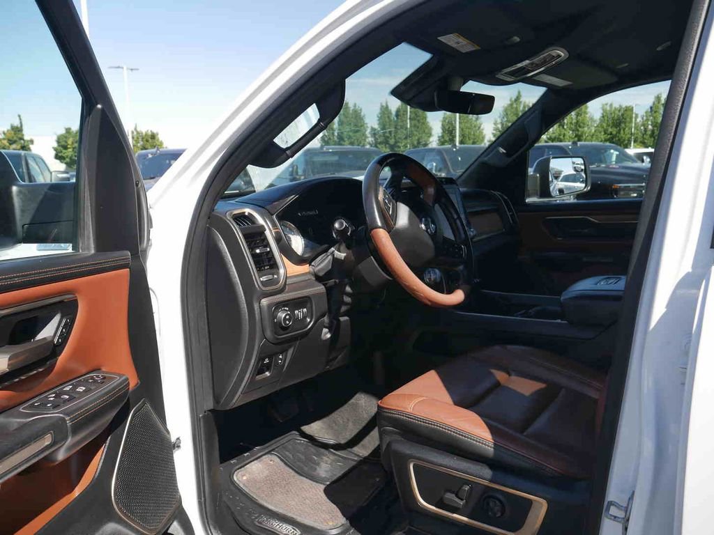 Used 2022 RAM 1500 Limited w/ Body-Colour Bumper Group image 39