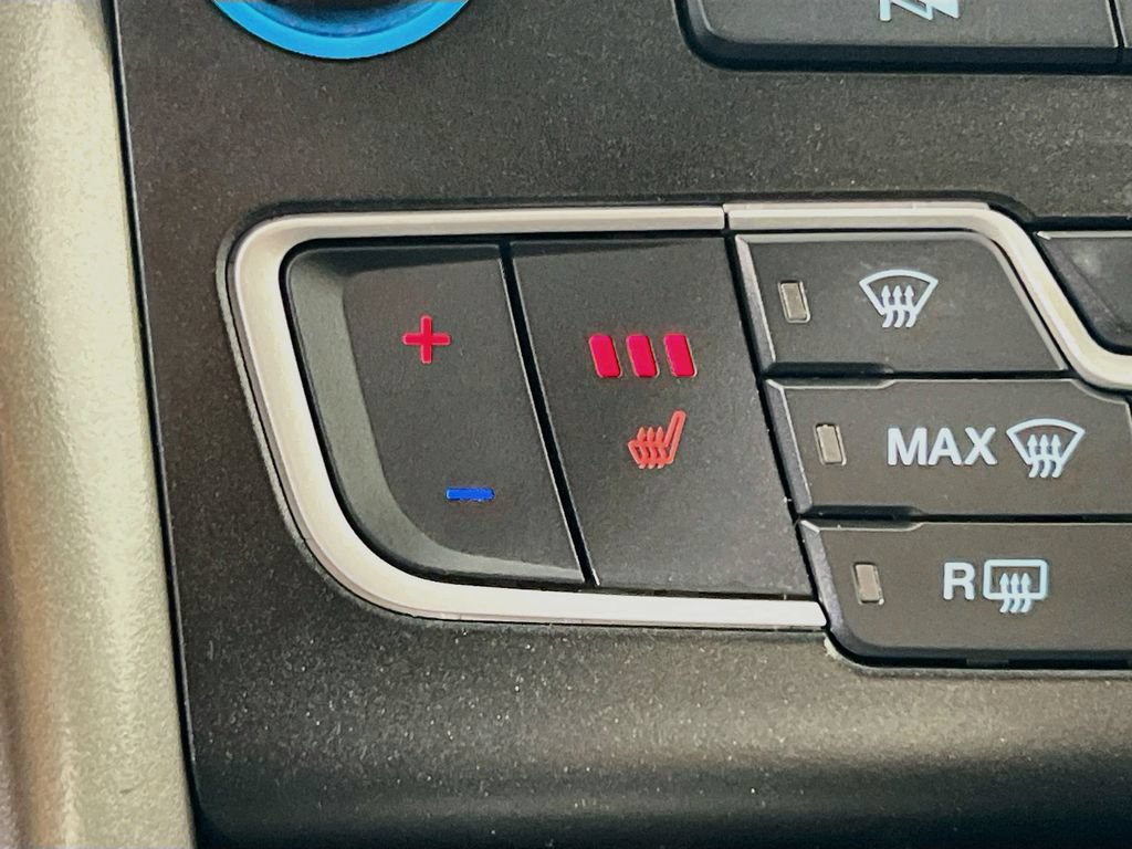 Used 2017 Ford Fusion Energi SE FWD image 20