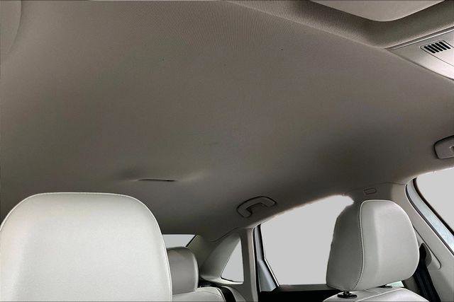 Used 2023 Volkswagen Jetta SE FWD image 27