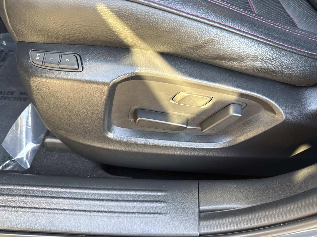 Certified 2023 MAZDA CX-5 Carbon Edition image 30