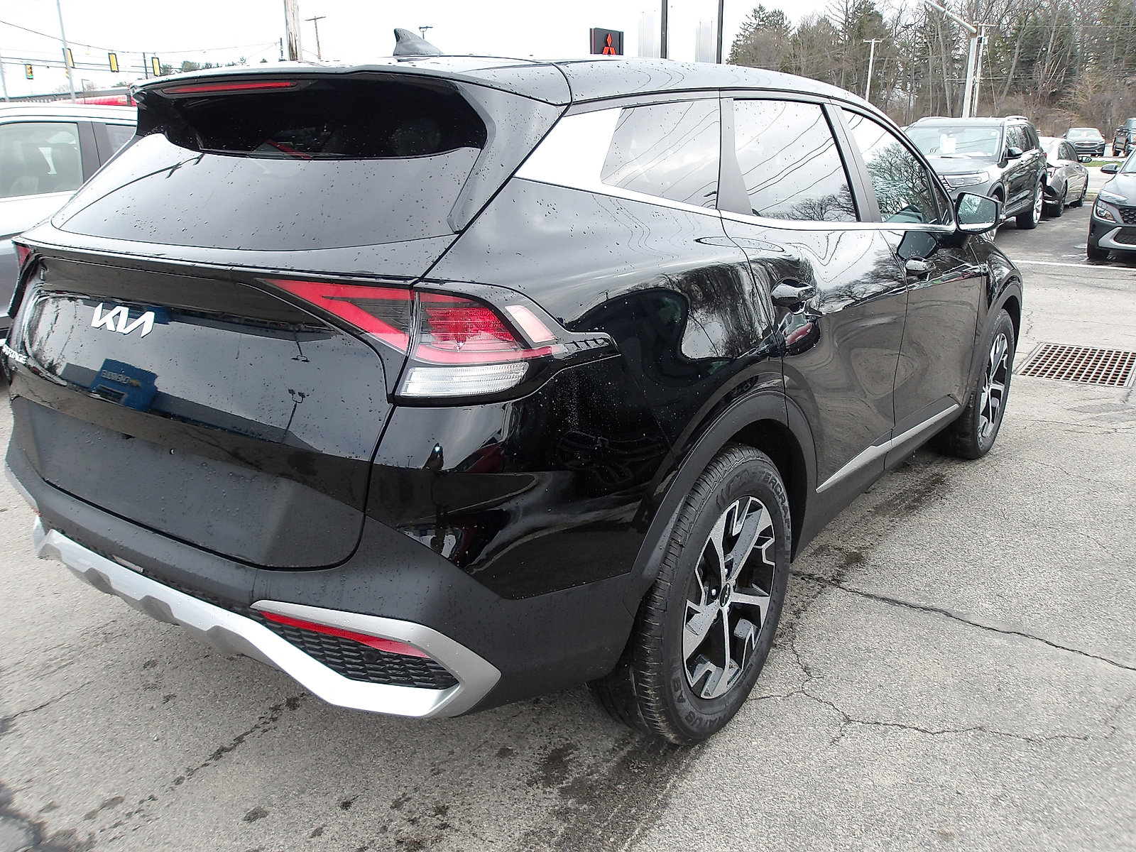 Used 2023 Kia Sportage EX FWD image 7