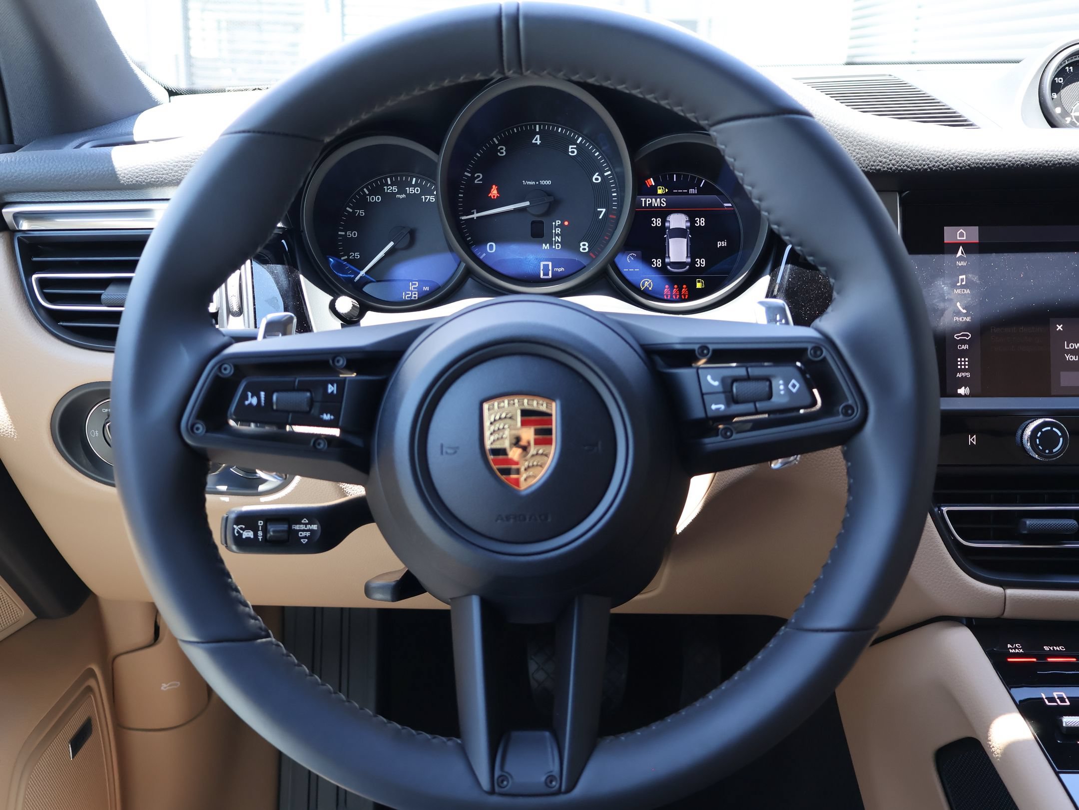 New 2026 Porsche Macan AWD/4WD image 15