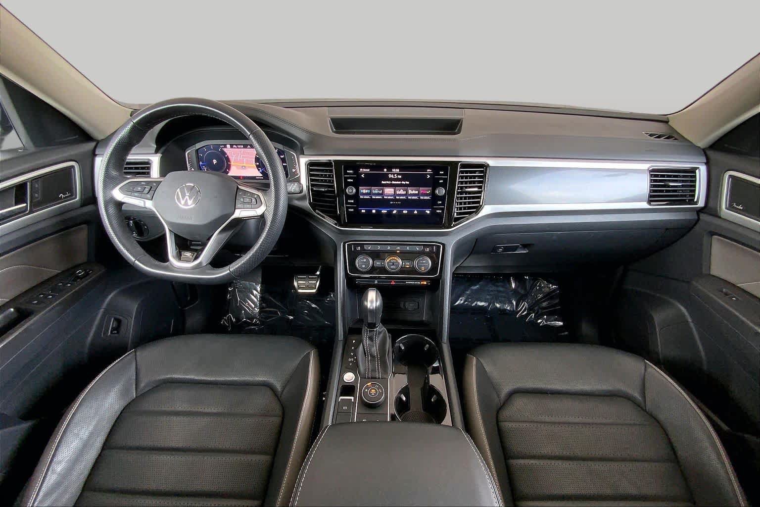Used 2023 Volkswagen Atlas SEL Premium AWD/4WD image 16