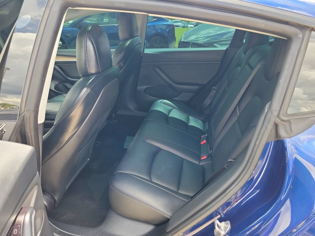 Used 2022 Tesla Model 3 Performance AWD/4WD image 9
