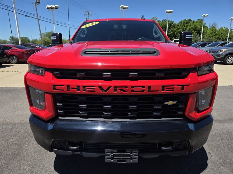 Used 2020 Chevrolet Silverado 2500 Custom w/ Custom Value Package AWD/4WD image 8