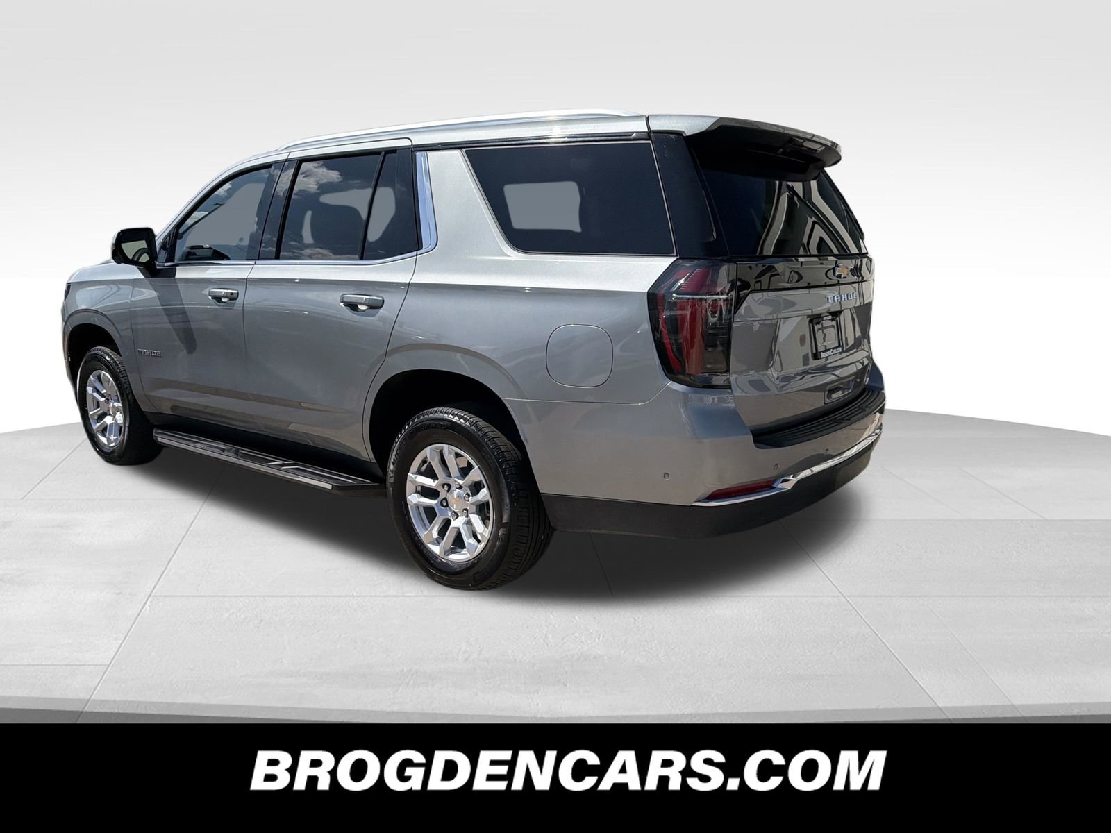 Used 2025 Chevrolet Tahoe LT AWD/4WD image 6