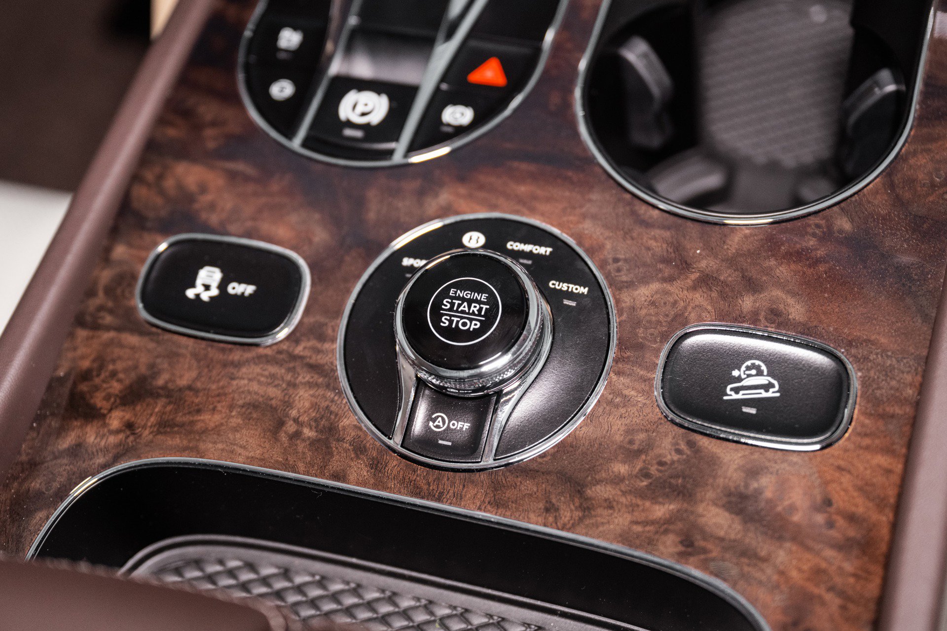 New 2025 Bentley Bentayga Extended Wheelbase image 53