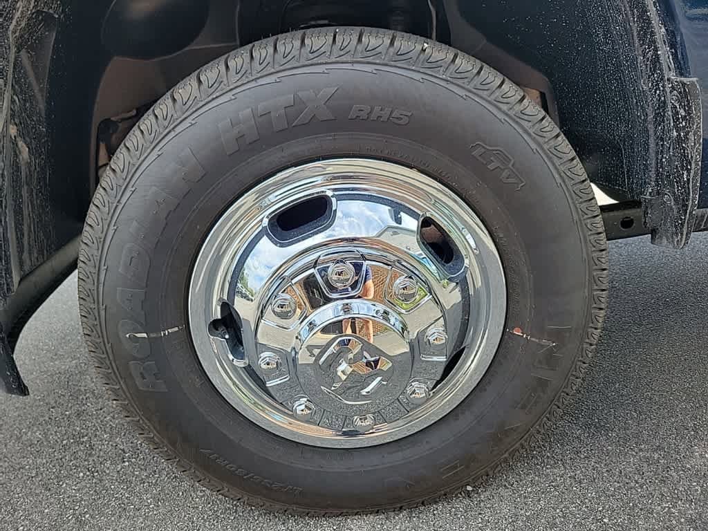 New 2024 RAM 3500 Tradesman image 24