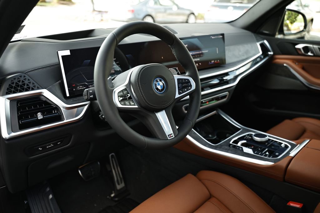 New 2026 BMW X5 xDrive50e w/ M Sport Package image 19