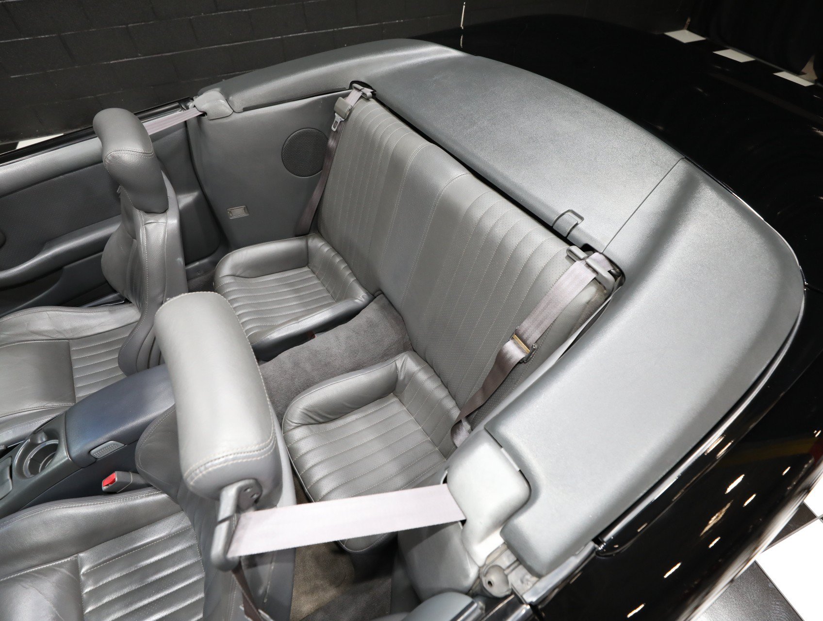 Used 1999 Pontiac Firebird Trans Am RWD image 4
