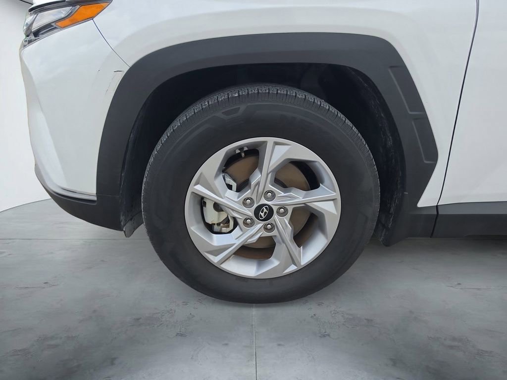 Certified 2023 Hyundai Tucson SE FWD image 14
