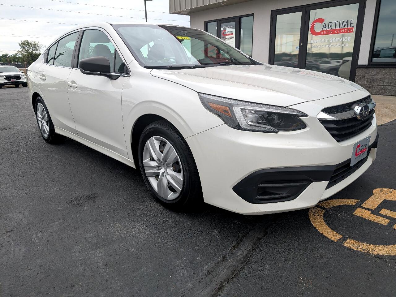 Used 2020 Subaru Legacy image 2