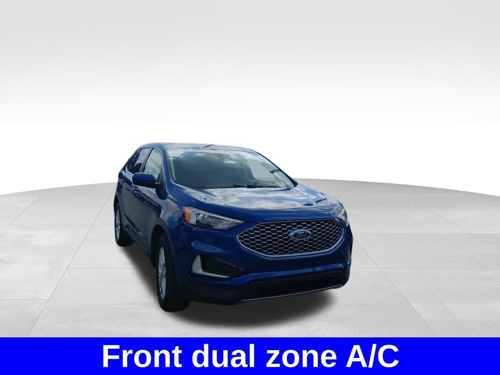 Used 2024 Ford Edge SEL AWD/4WD image 4