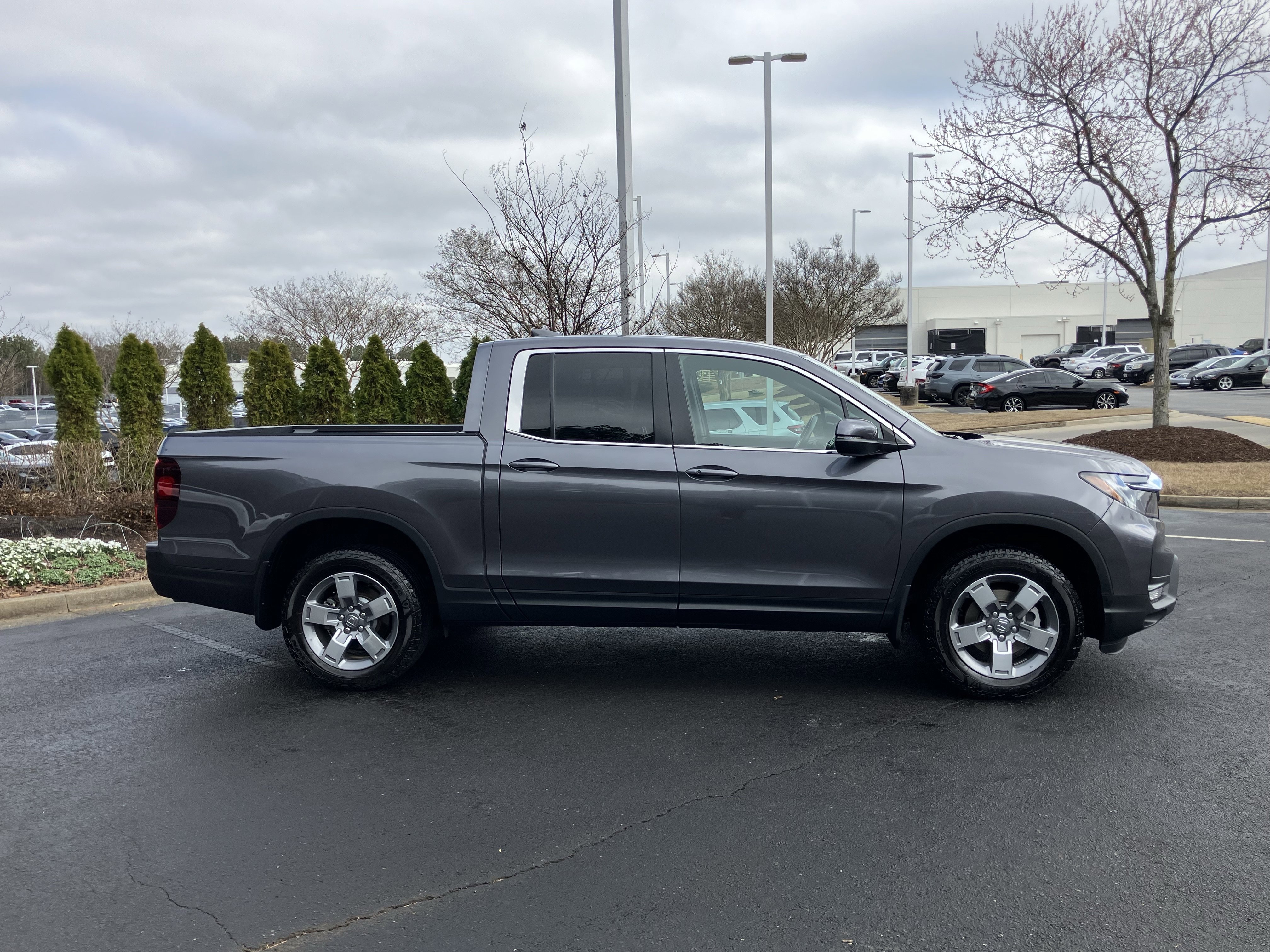 Certified 2025 Honda Ridgeline RTL image 11