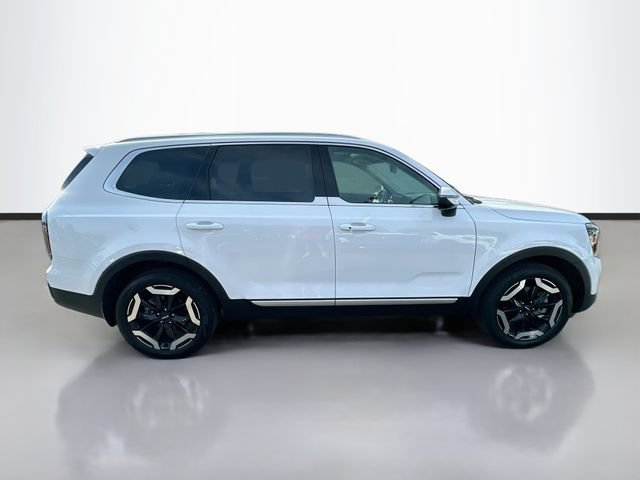 Used 2025 Kia Telluride EX w/ EX Captain's Chair Package AWD/4WD image 5