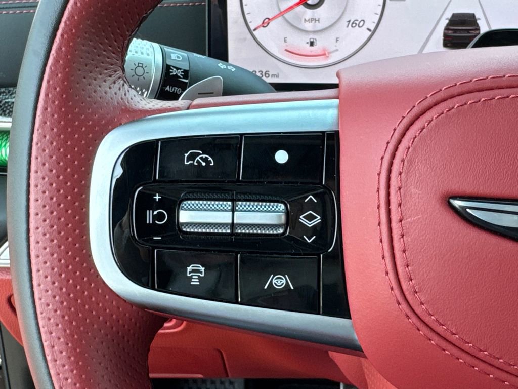 Used 2025 Genesis GV80 3.5T e-SC image 25