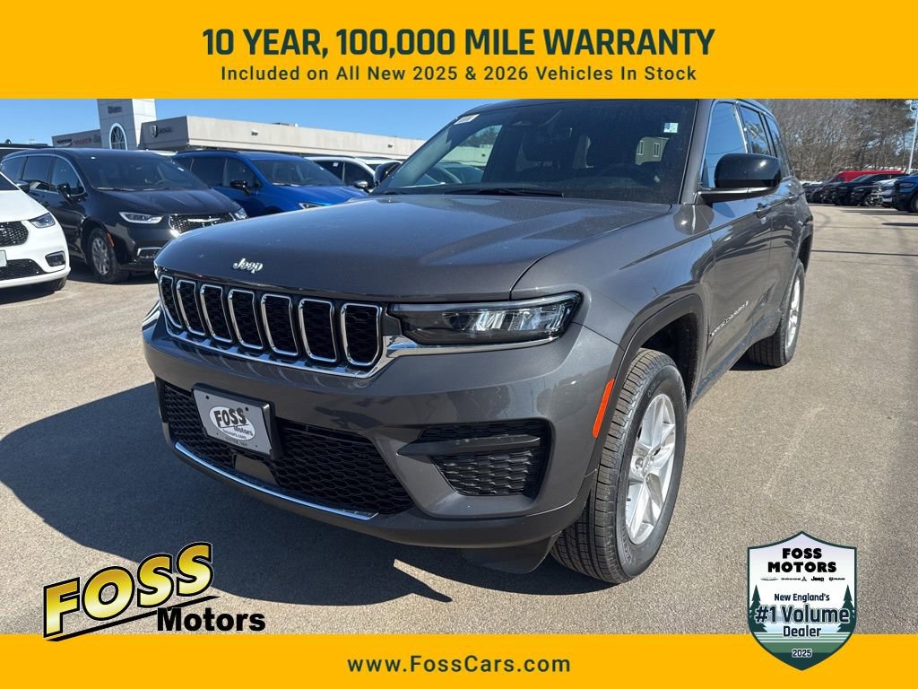 New 2026 Jeep Grand Cherokee Laredo image 1