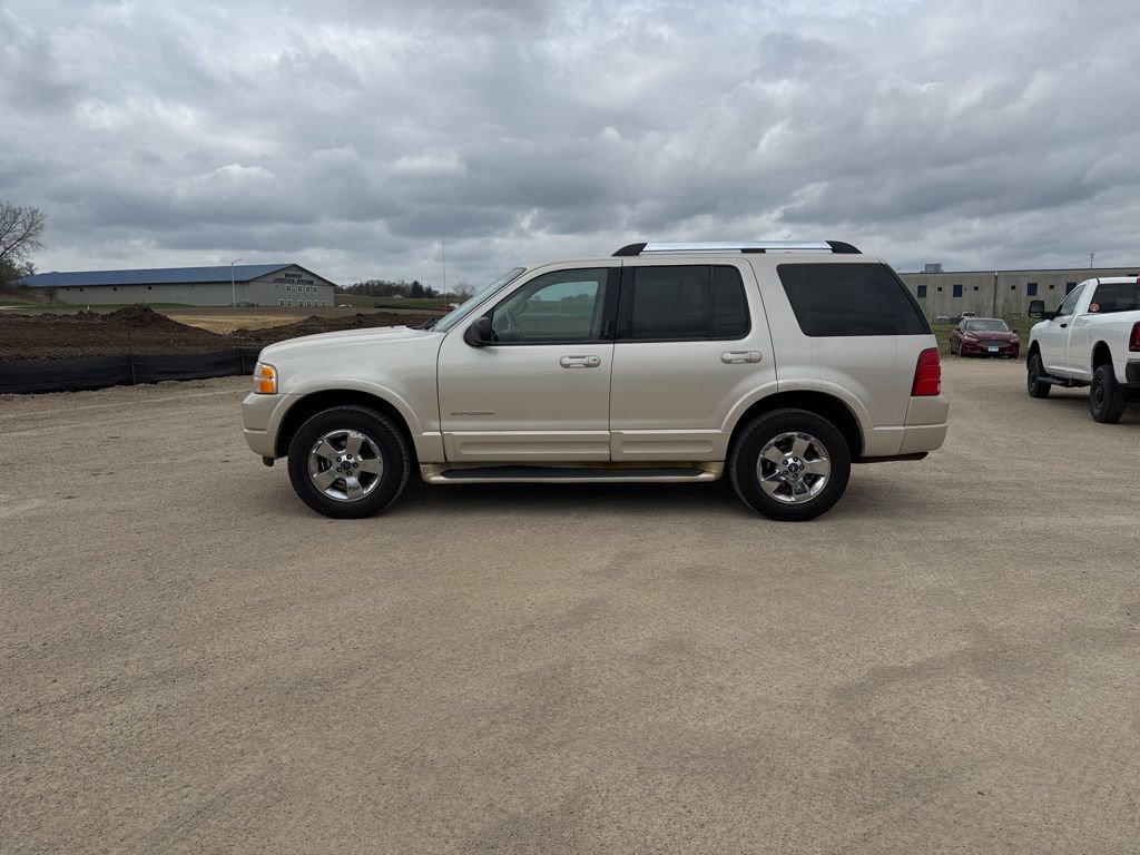 Used 2005 Ford Explorer Limited AWD/4WD image 4