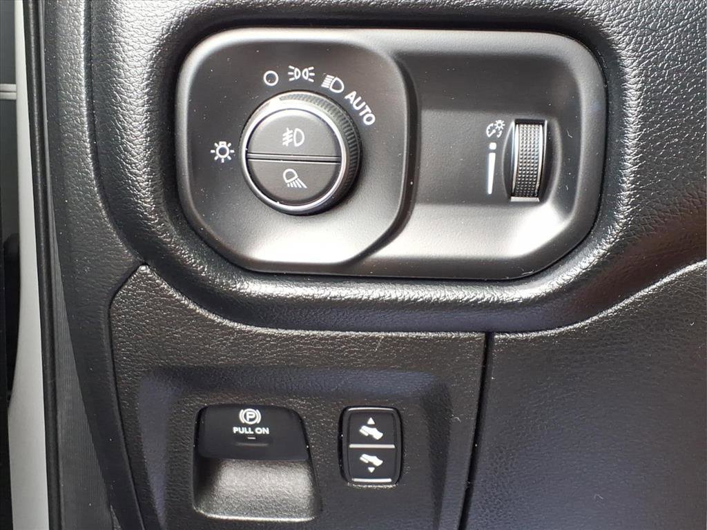 Used 2021 RAM 1500 Big Horn AWD/4WD image 25