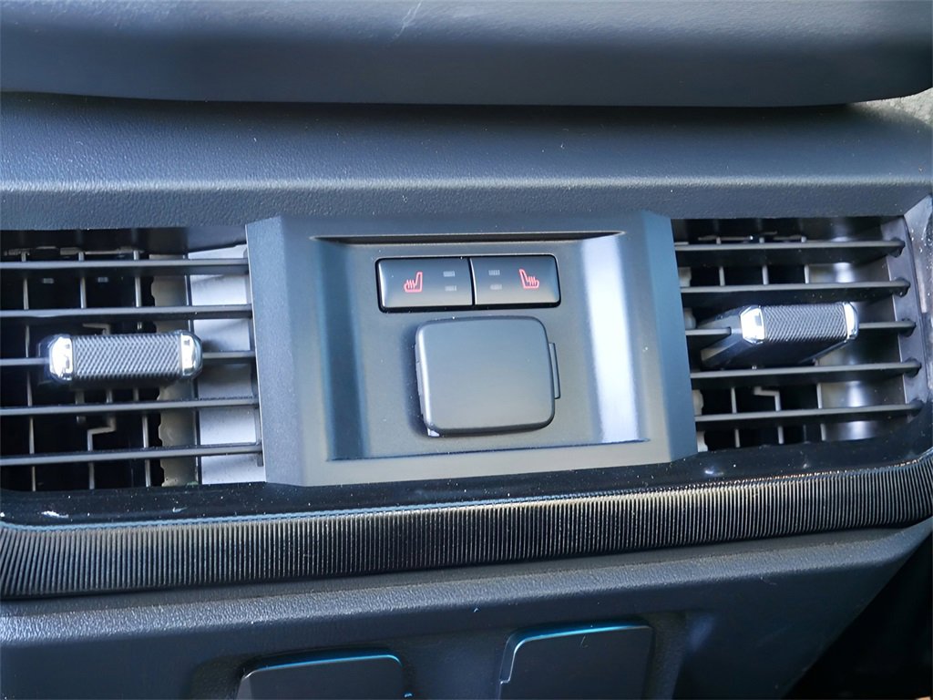 Used 2023 Ford F150 Lightning Platinum image 16