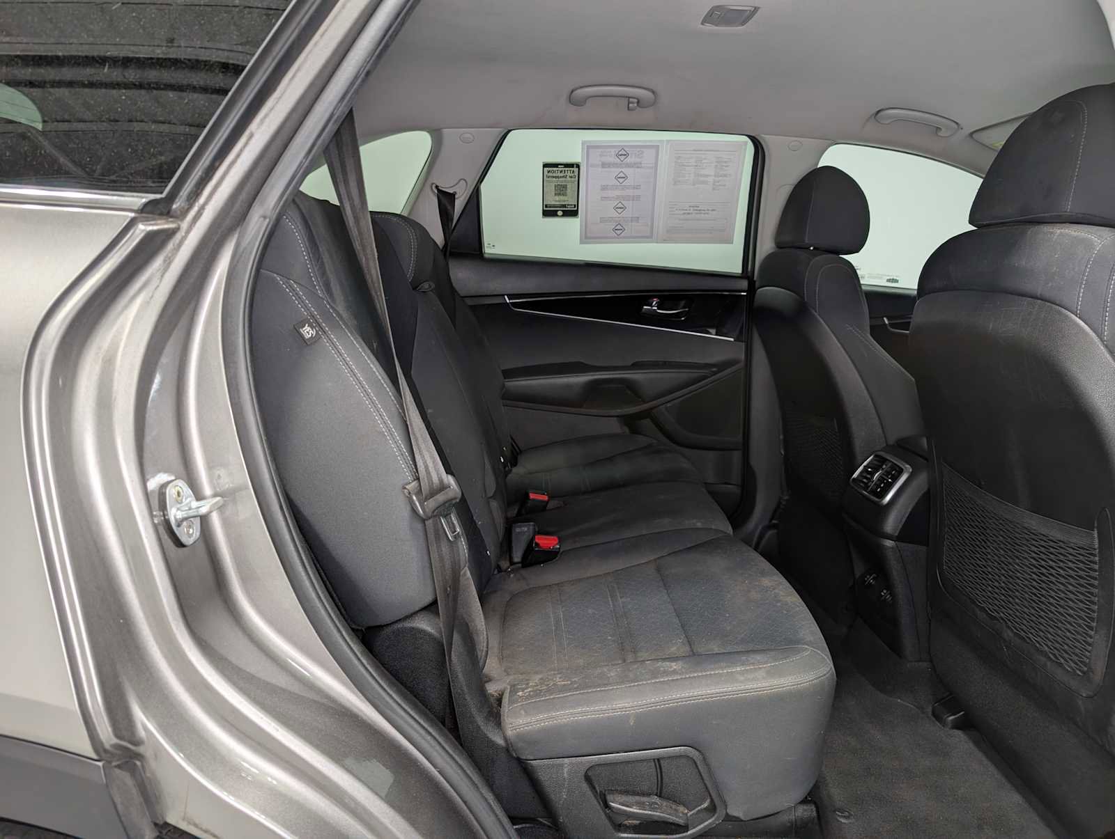 Used 2018 Kia Sorento LX image 38