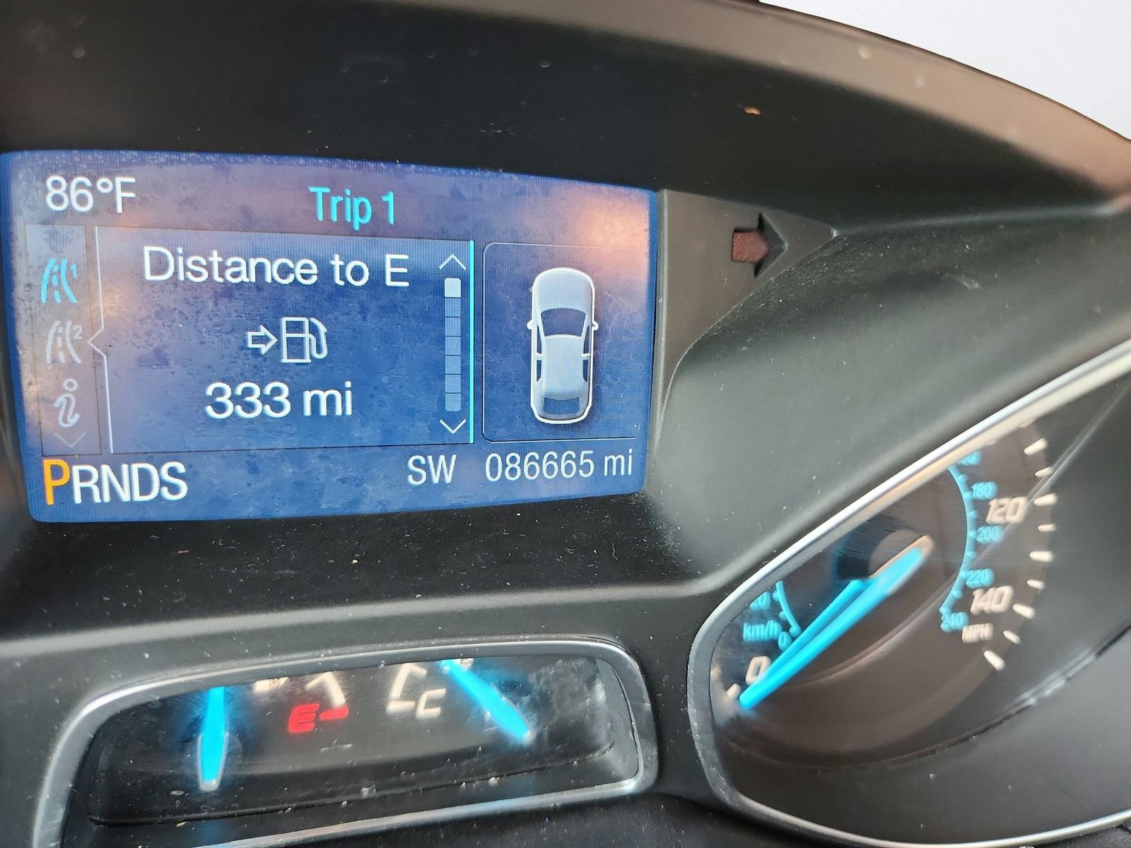 Used 2015 Ford Escape SE FWD image 13