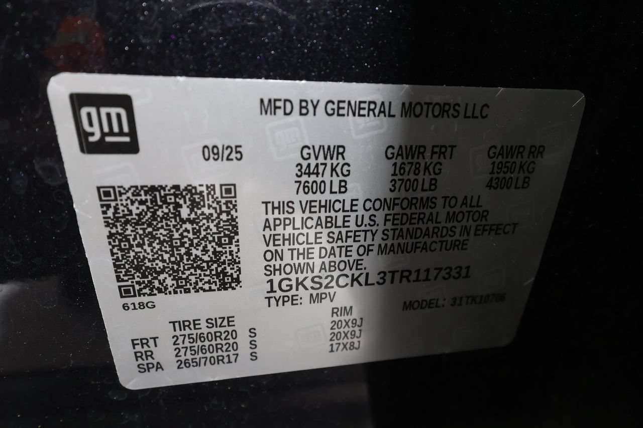 Used 2026 GMC Yukon AT4 w/ AT4 Premium Package AWD/4WD image 38