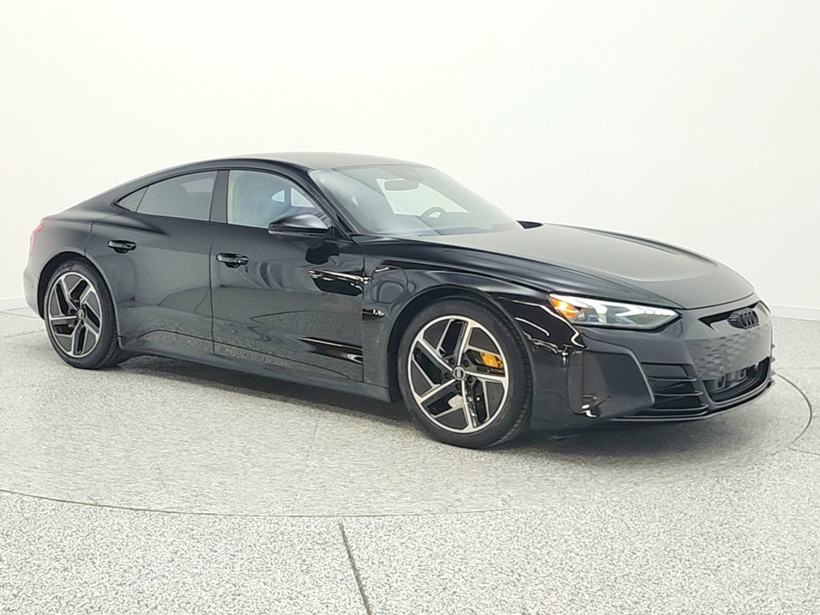 Used 2023 Audi RS e-tron GT w/ Carbon Performance Package AWD/4WD image 3