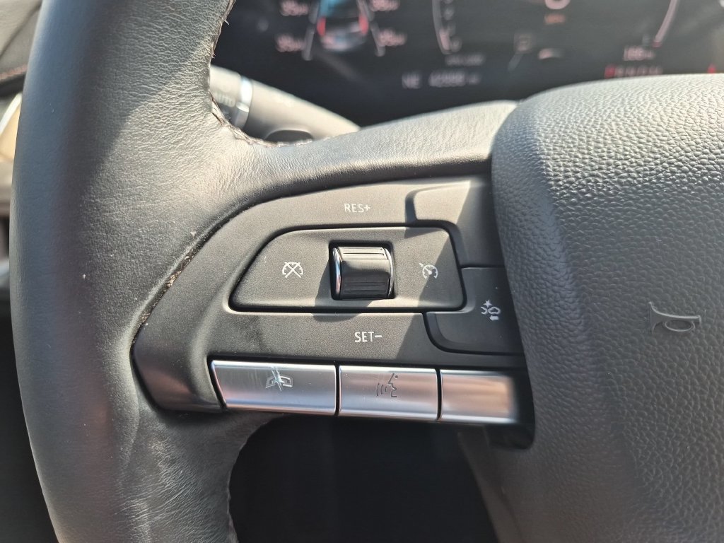 Certified 2024 Cadillac XT4 Luxury FWD image 15