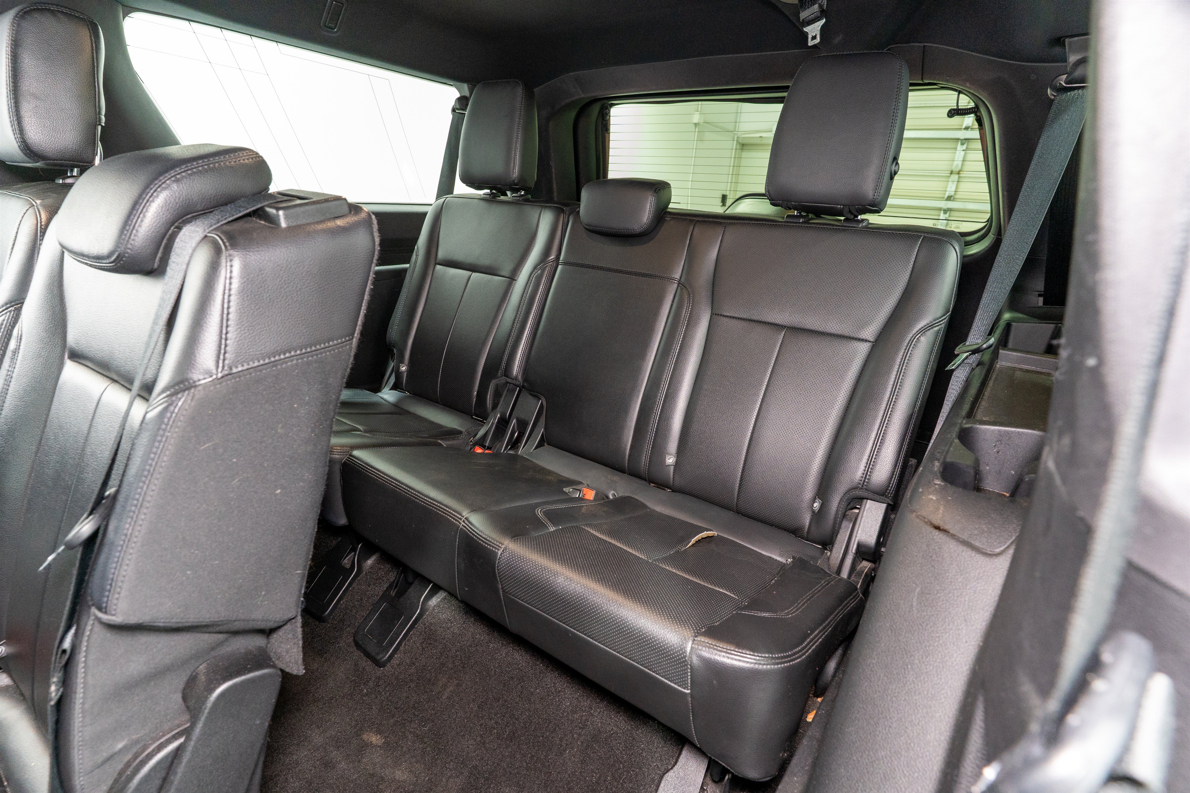 Used 2018 Ford Expedition Max XLT w/ Equipment Group 202A RWD image 30
