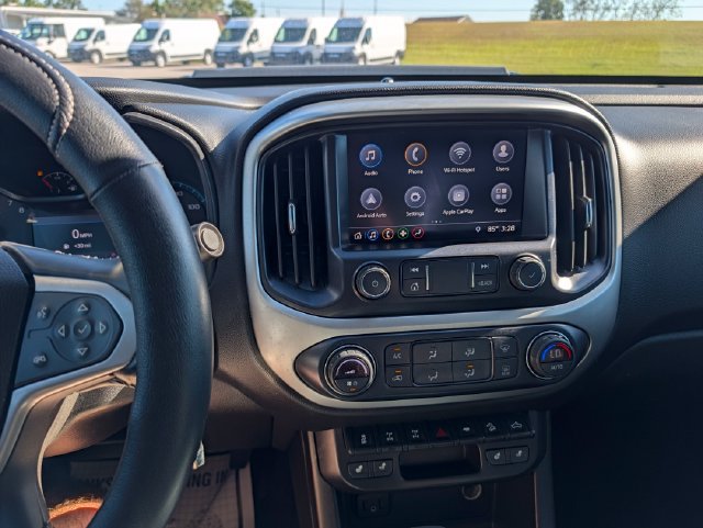 Used 2020 Chevrolet Colorado ZR2 AWD/4WD image 17