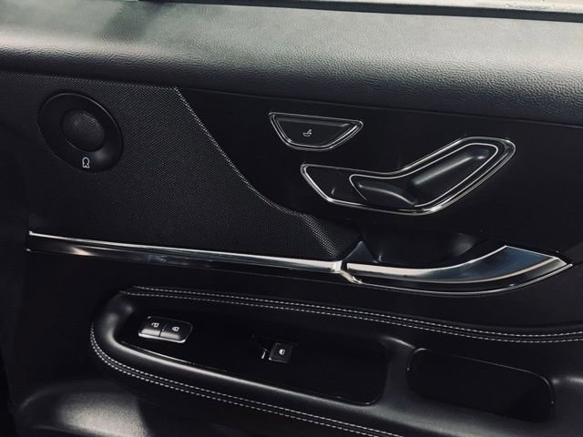 Used 2021 Lincoln Corsair Reserve w/ Equipment Group 201A image 16