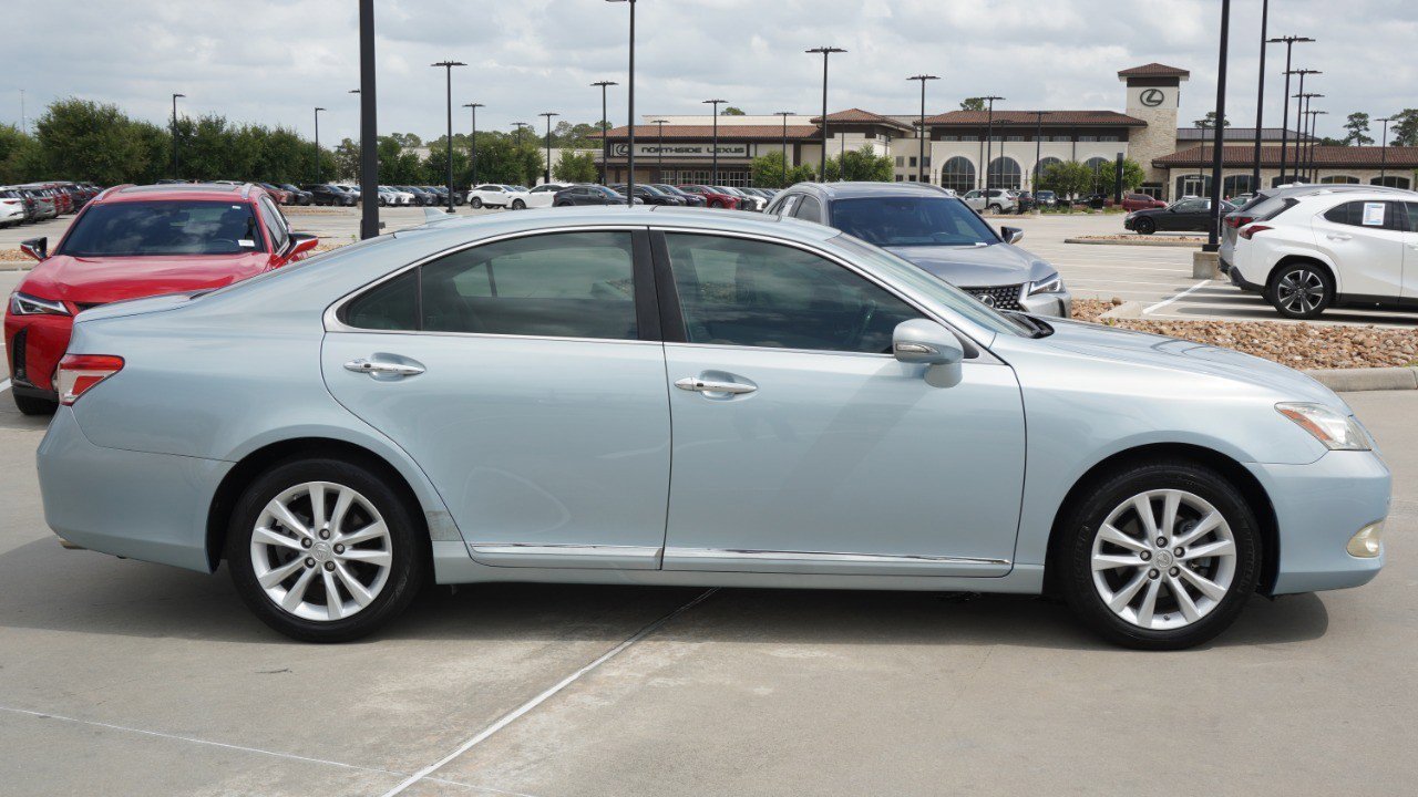 Used 2010 Lexus ES 350 FWD image 4