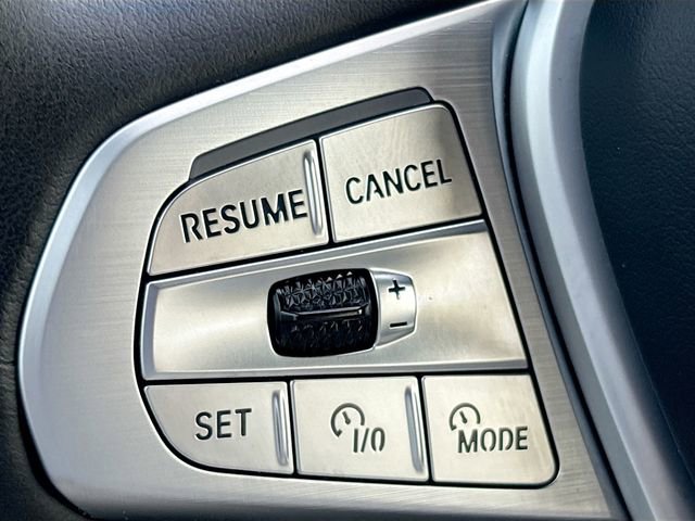 Used 2024 BMW X7 xDrive40i w/ Executive Package image 38