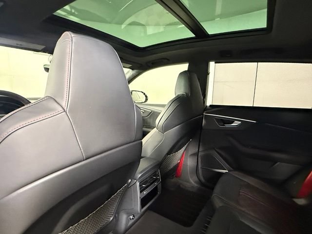 Used 2026 Audi SQ8 Prestige AWD/4WD image 25