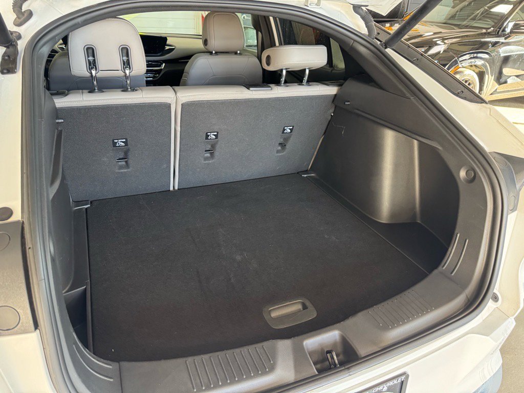 Used 2024 Buick Envista Avenir image 9