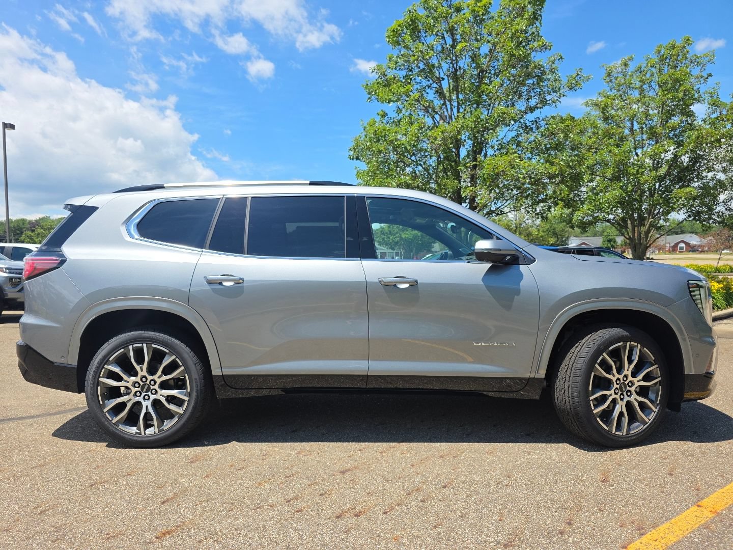 New 2026 GMC Acadia Denali Ultimate AWD/4WD image 20