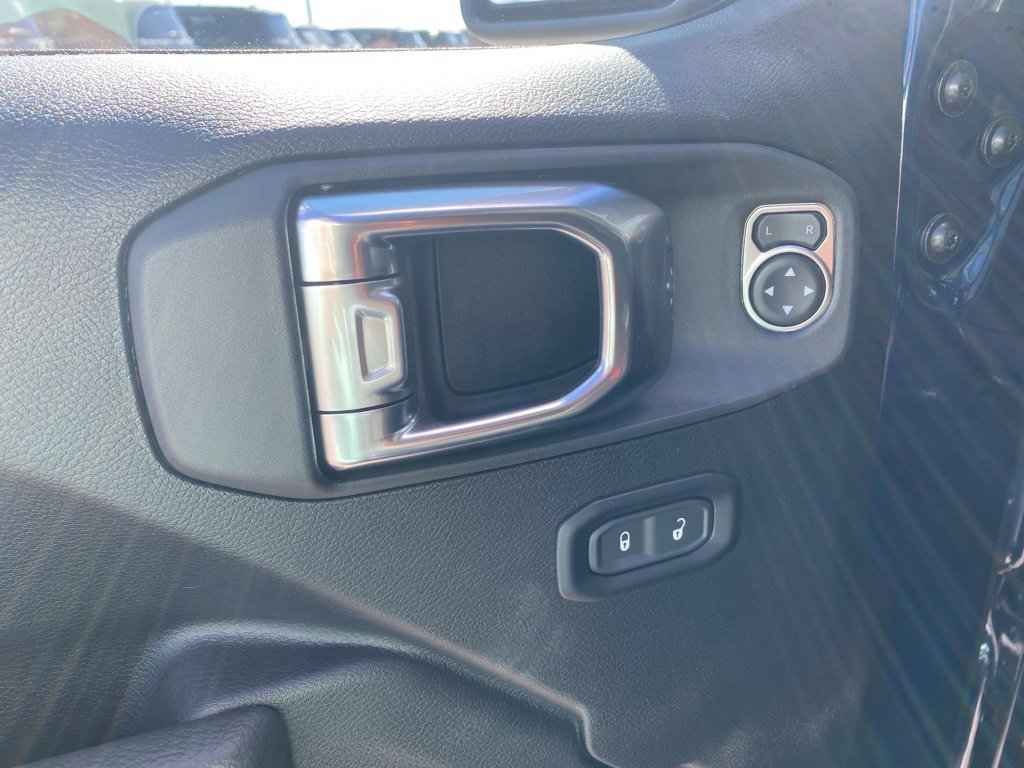 New 2025 Jeep Gladiator Sport image 14