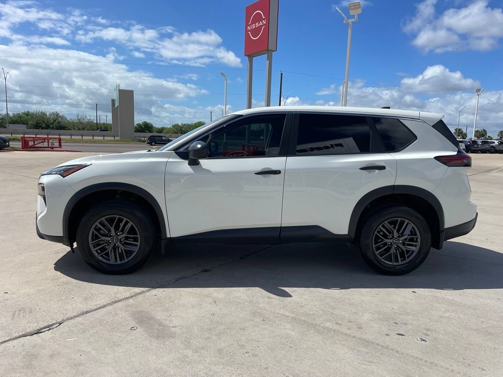 Certified 2024 Nissan Rogue S FWD image 4