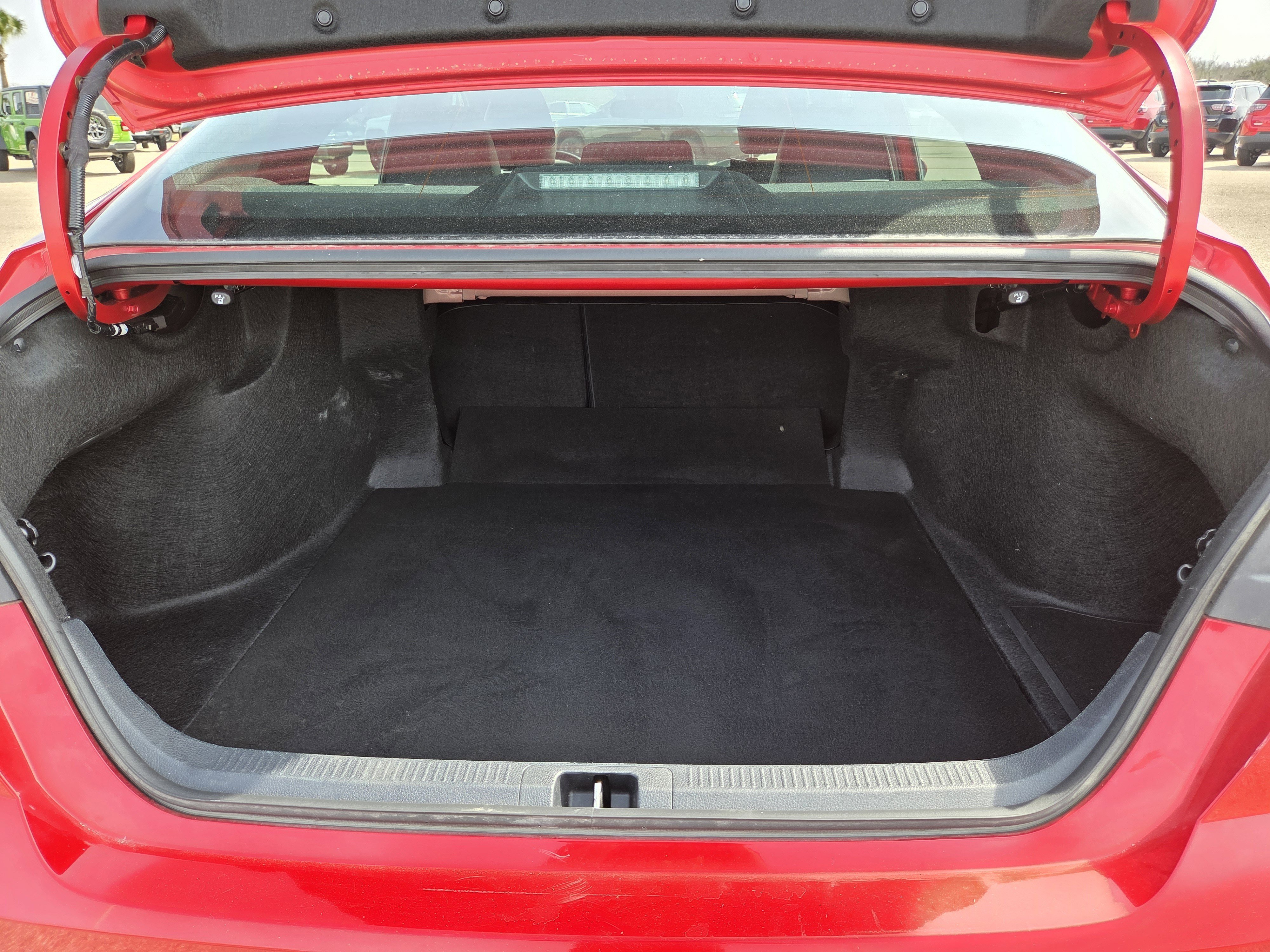 Used 2025 Toyota Camry SE image 24