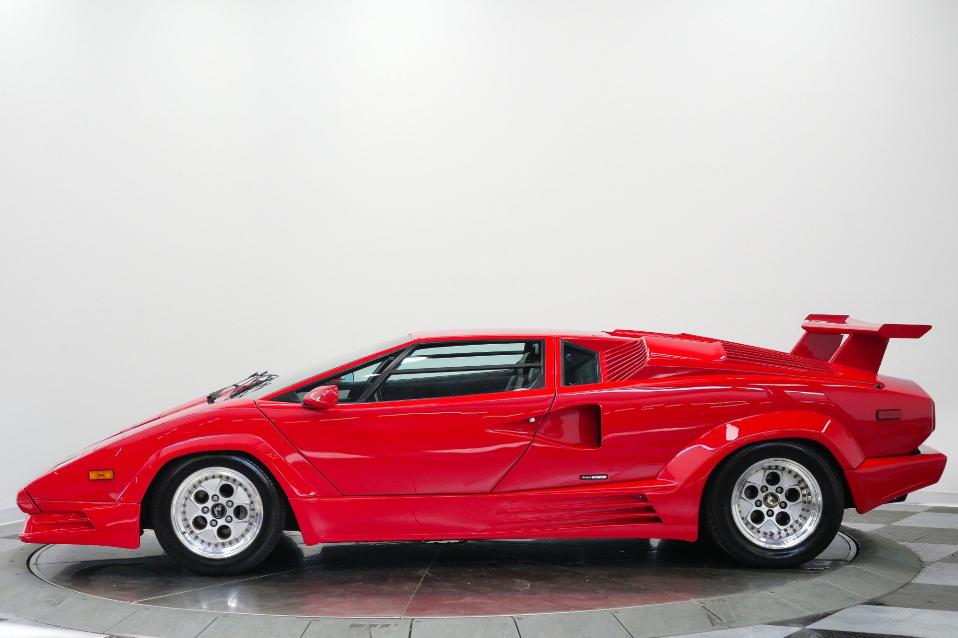Used 1989 Lamborghini Countach Coupe RWD image 6