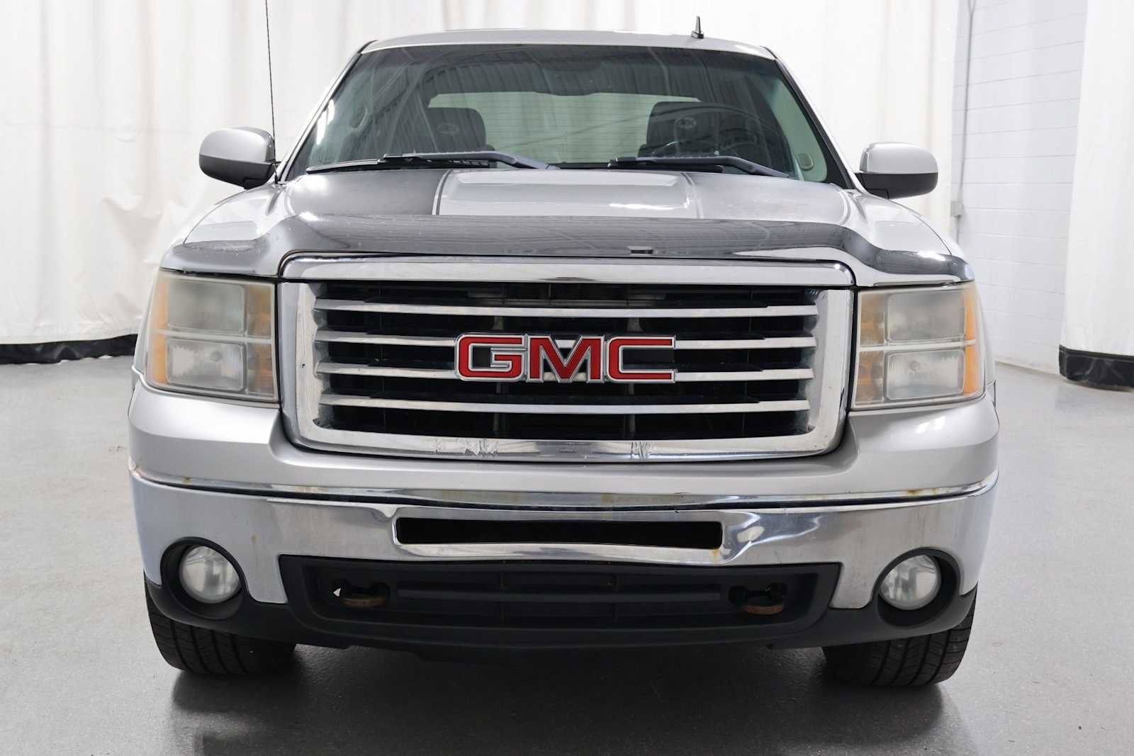 Used 2010 GMC Sierra 1500 SLT AWD/4WD image 14
