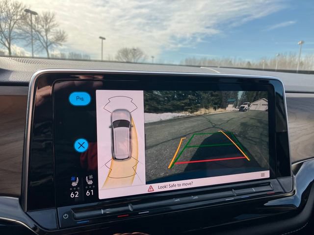 Used 2024 Volkswagen Atlas SE image 11