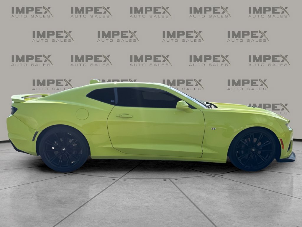 Used 2021 Chevrolet Camaro SS RWD image 6