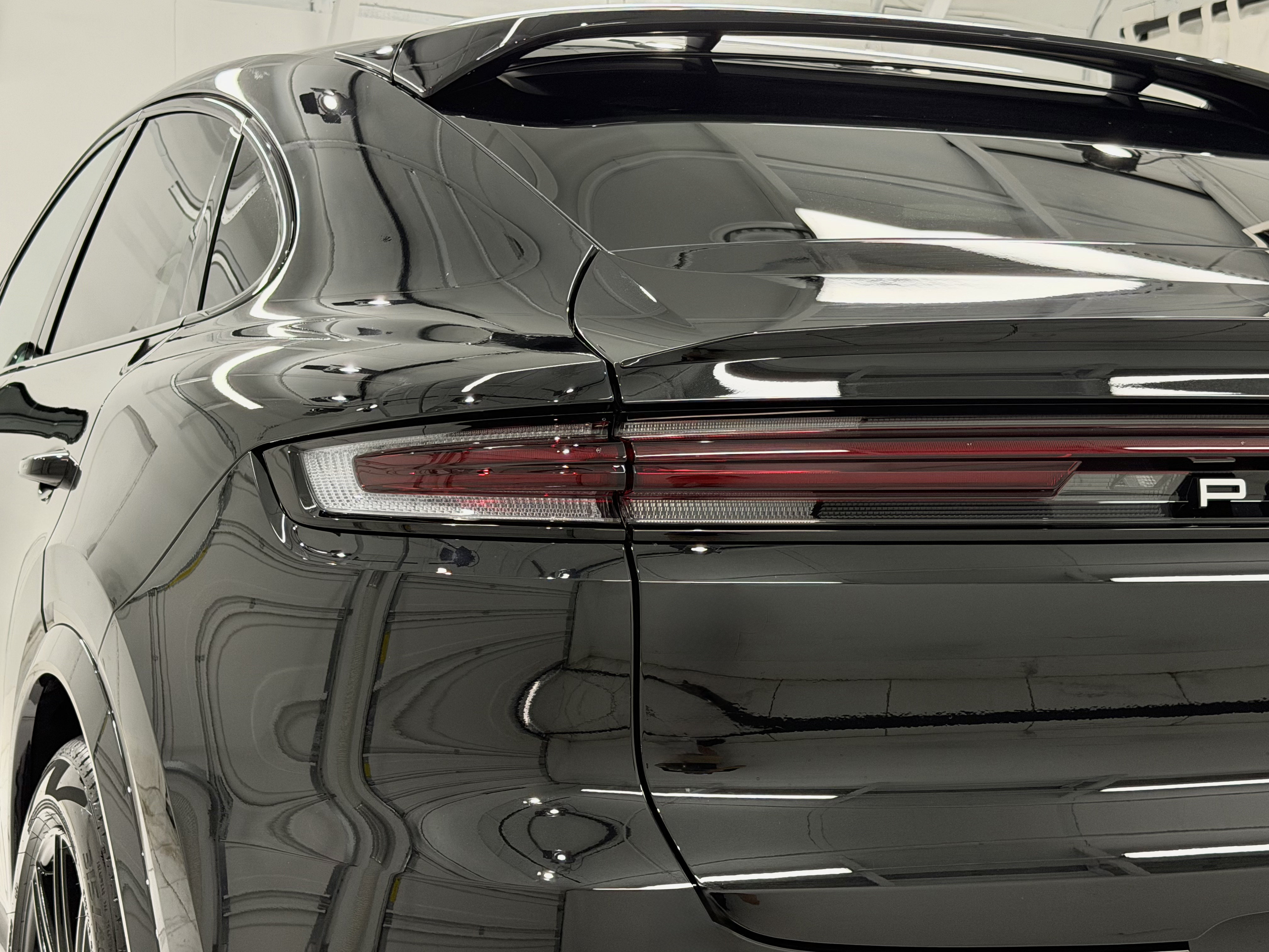 New 2026 Porsche Cayenne Coupe AWD/4WD image 18