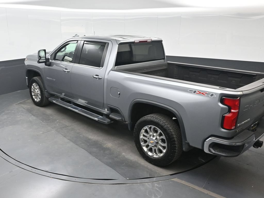 Used 2024 Chevrolet Silverado 2500 LTZ AWD/4WD image 19