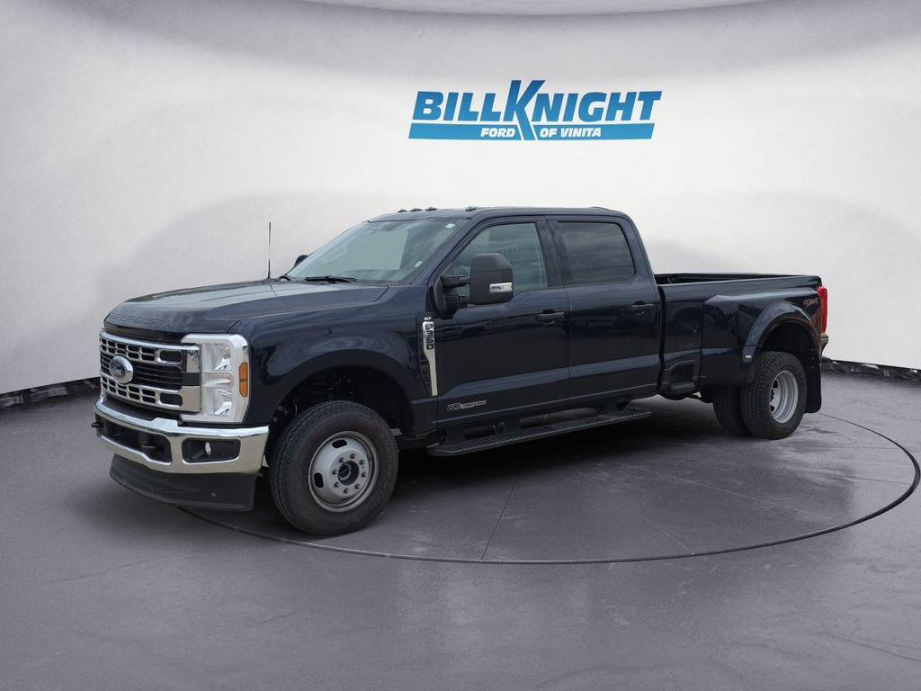 Used 2025 Ford F350 XLT AWD/4WD image 1