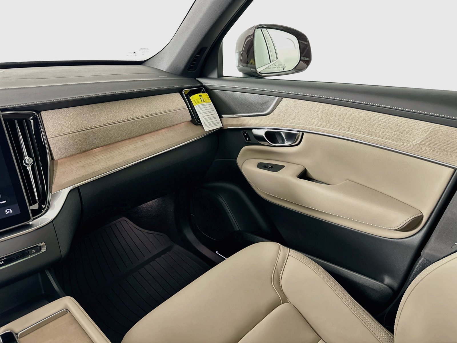 New 2026 Volvo XC90 B5 Core w/ Protection Package Premier AWD/4WD image 23