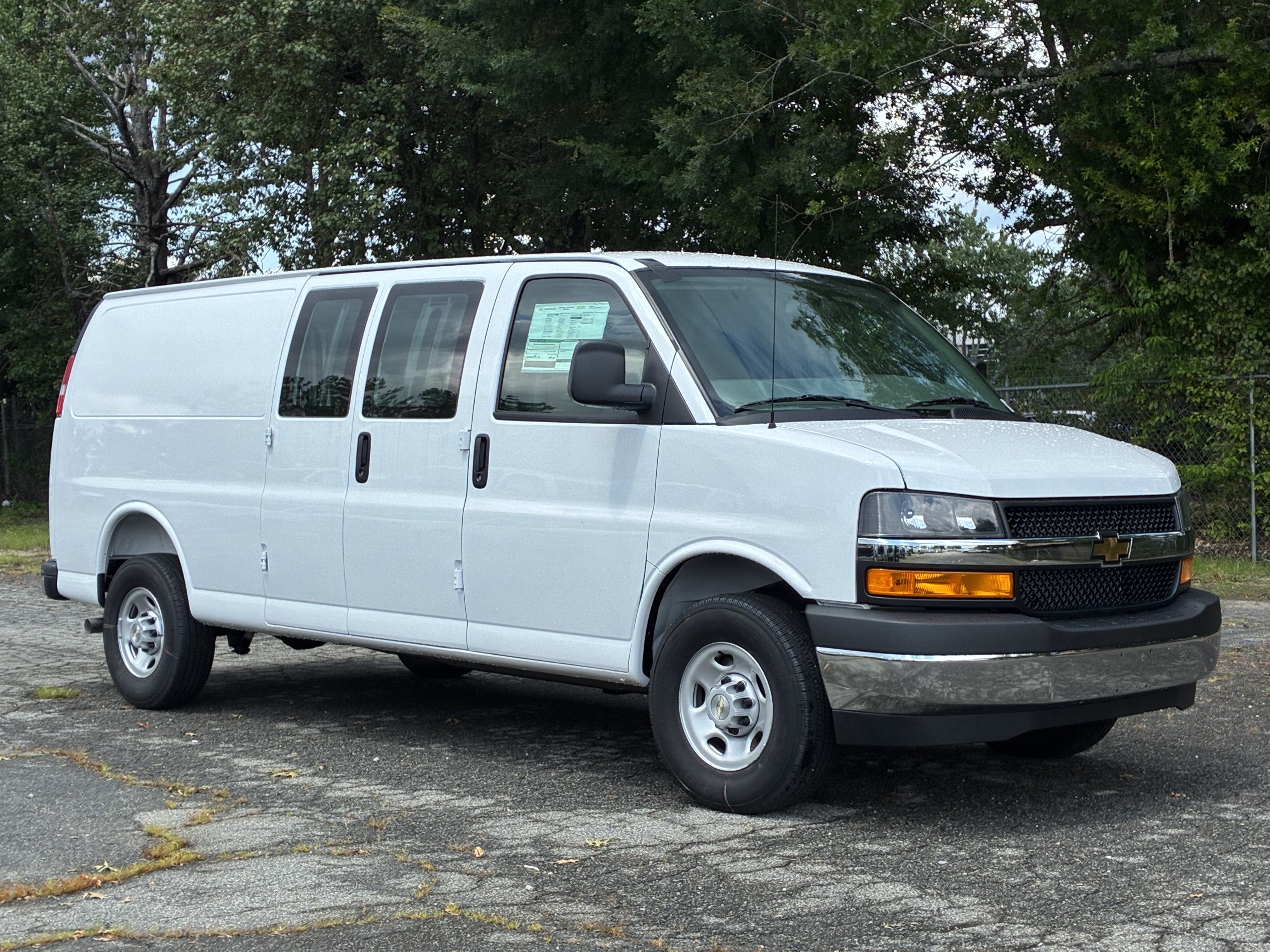 New 2026 Chevrolet Express 3500 Extended w/ Driver Convenience Package RWD image 2